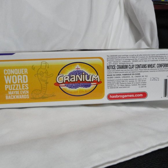 Cranium 3 In 1 Board Game Adult 4+ Players 2009 - 600 New Cards Great Condition - Picture 3 of 15